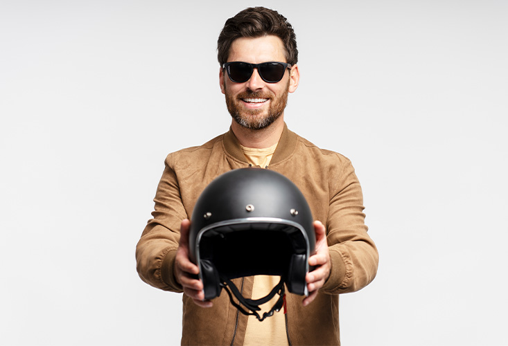 استخدام الدراجة النارية بعد زراعة الشعر